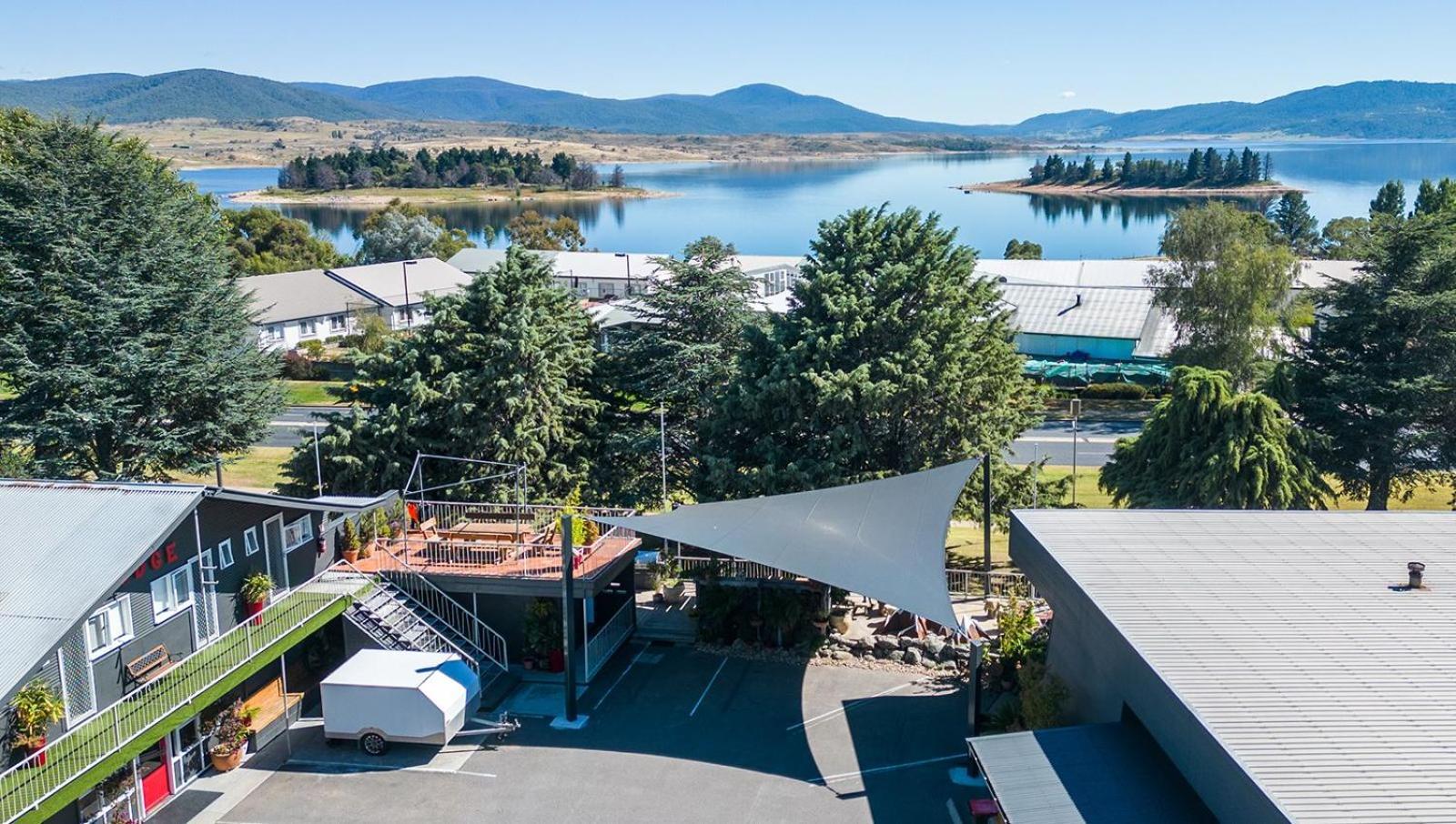 Kookaburra Lodge Jindabyne Exterior photo