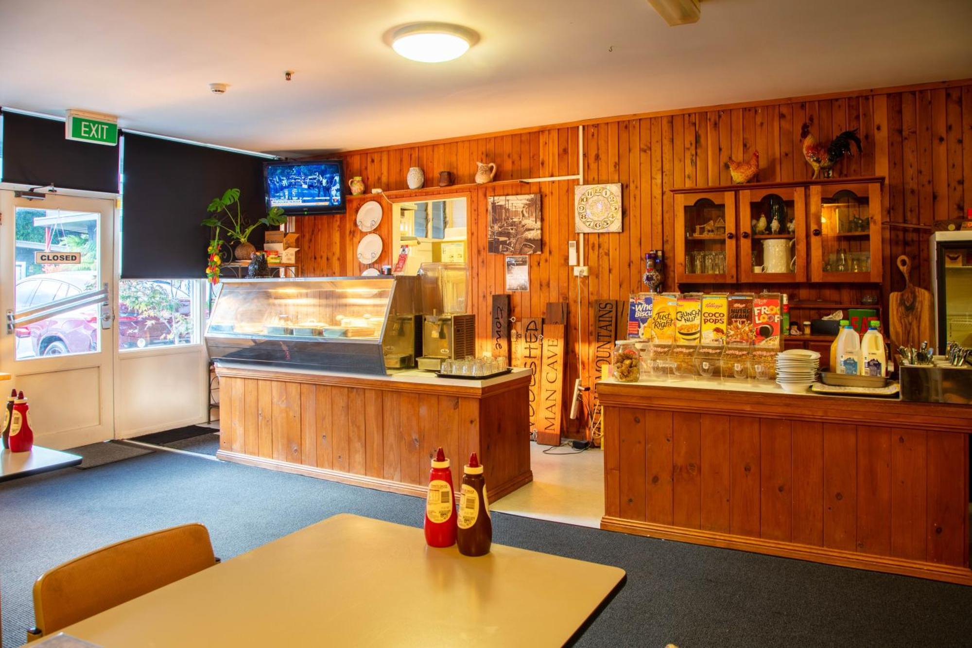 Kookaburra Lodge Jindabyne Exterior photo